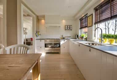 Know which Blind is best for your Kitchen.